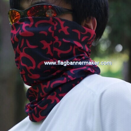 Multifunctional seamless scarf